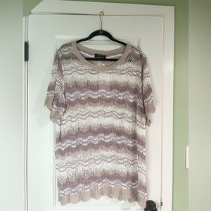 Brand new Bloomchic open-knit short-sleeved sweater, size XL